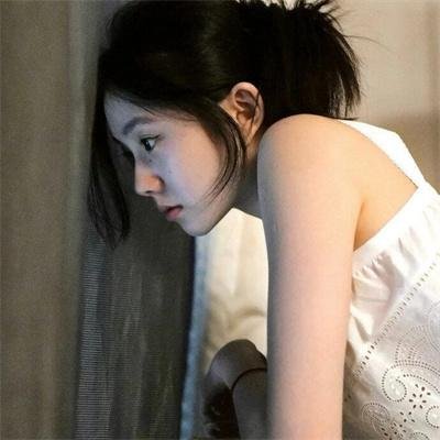 蕾哈娜内衣秀4